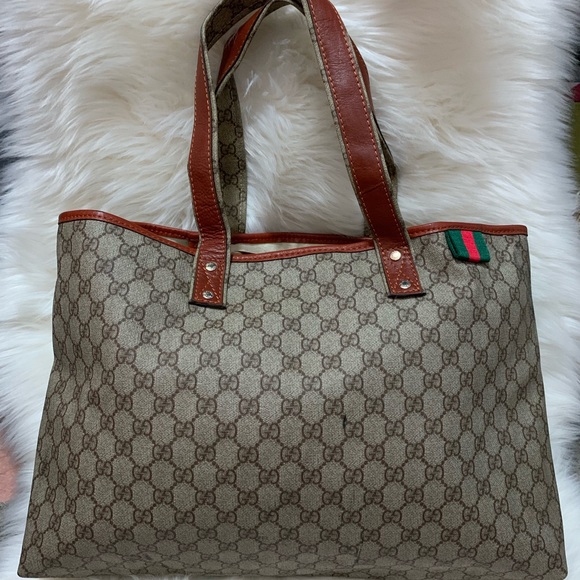 Gucci Handbags - 💯Authentic GUCCI GGShelly PVC Tote 211134